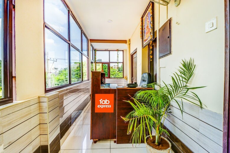 Hotel Fabexpress Akshaya Nest