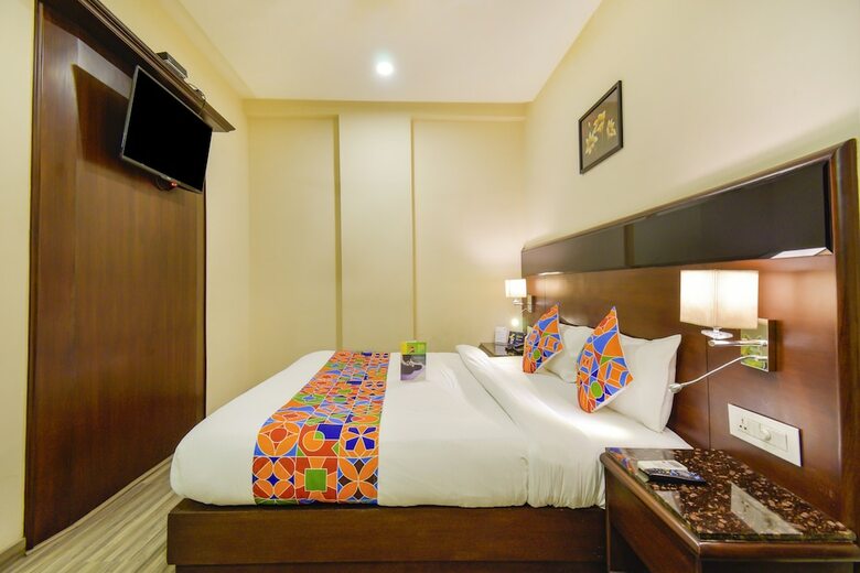 Fabhotel Eco Stay