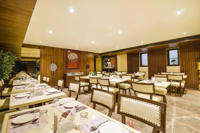 Fabhotel Eco Stay