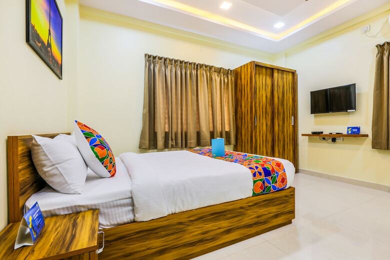 Fabhotel Zenith Residency