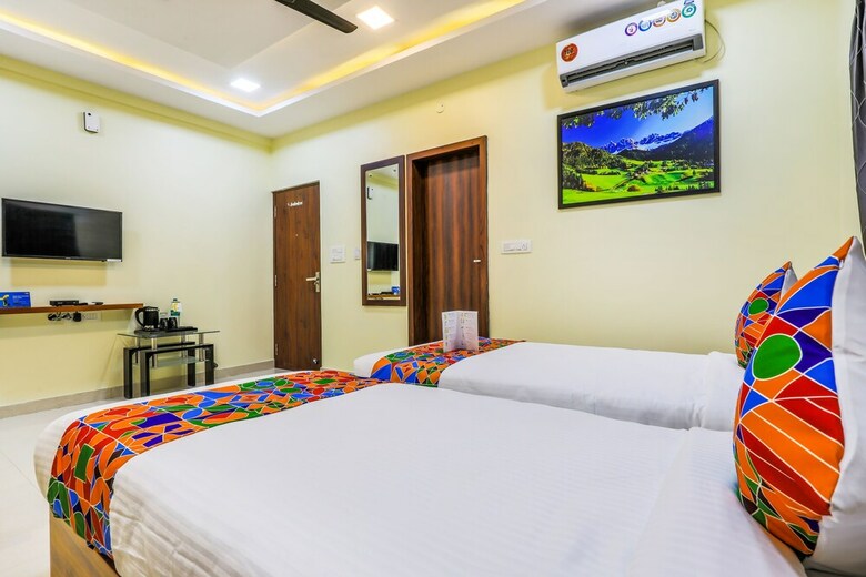 Fabhotel Zenith Residency