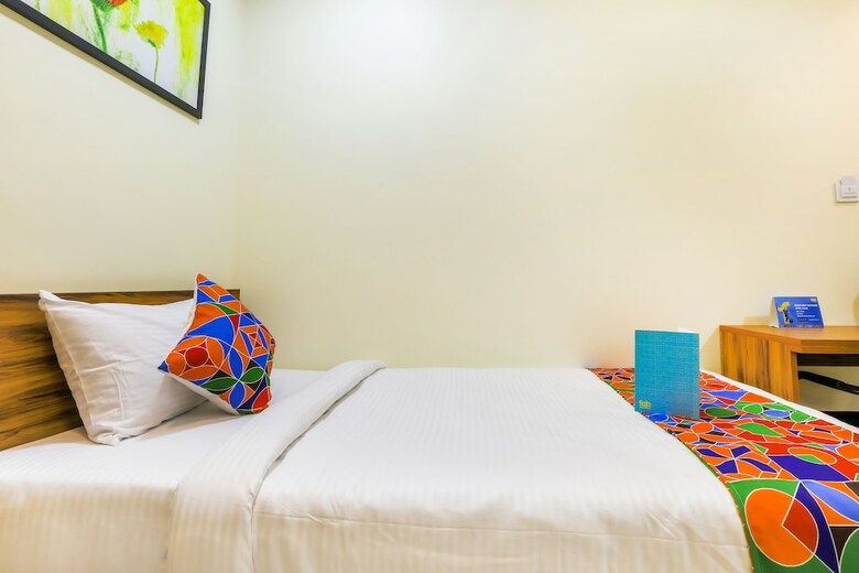 Fabhotel Zenith Residency
