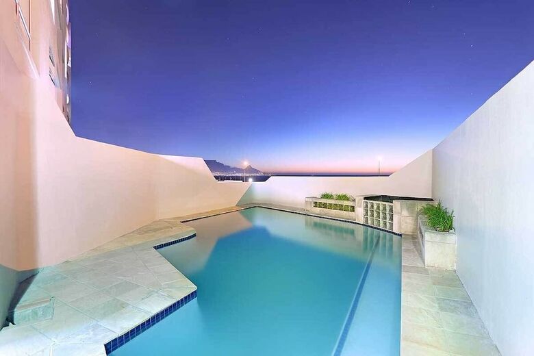 Apartamentos The Bays B202