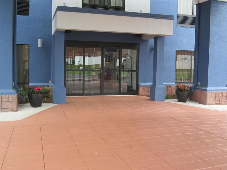 Best Western Plus Carrollton Hotel