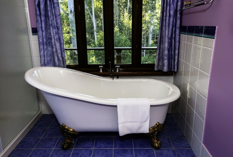 Gypsy Falls Retreat