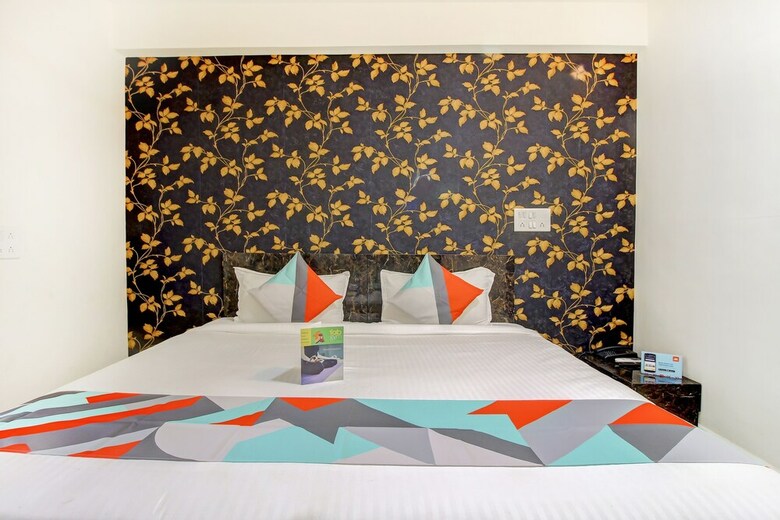 Fabhotel World King
