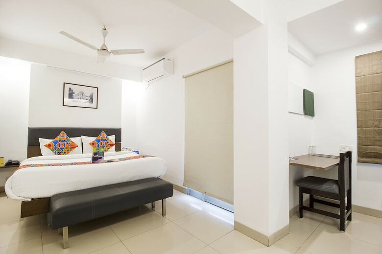 Hotel Fabexpress Kalyan