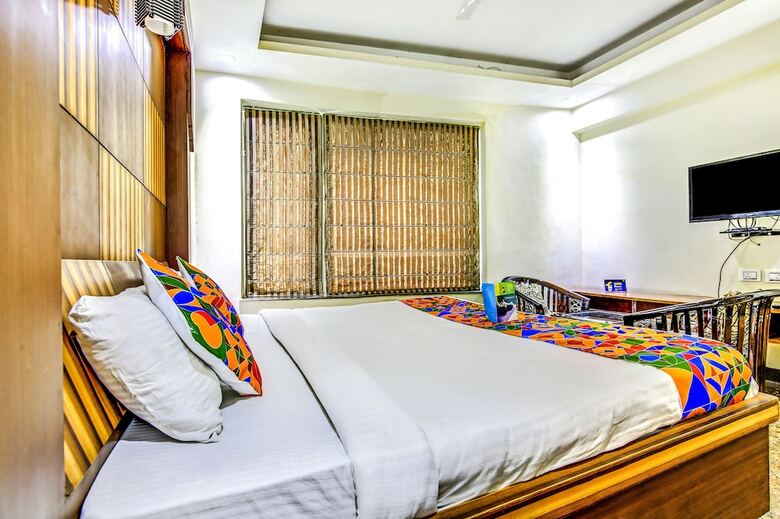 Fabhotel Radiance Paradise