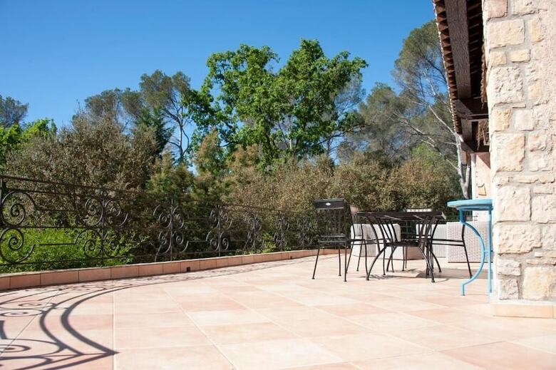 Bed & Breakfast La Garrini�re