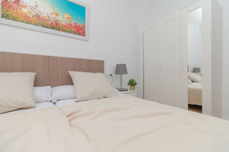 Brilliant Quiet Apartment In Soho