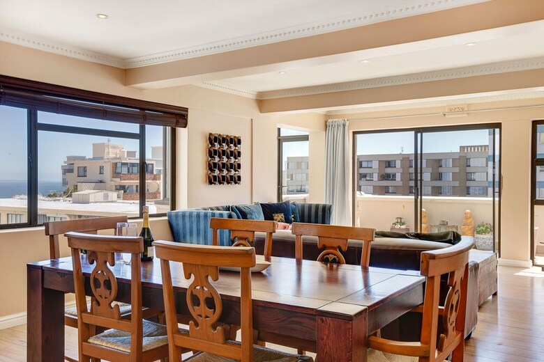 Apartamentos Kingsgate Penthouse 54