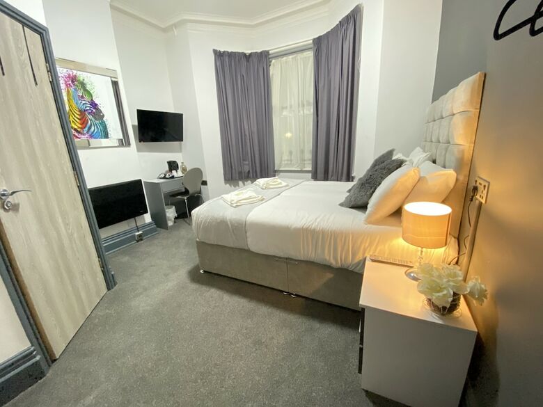 Park City Suites Hotel