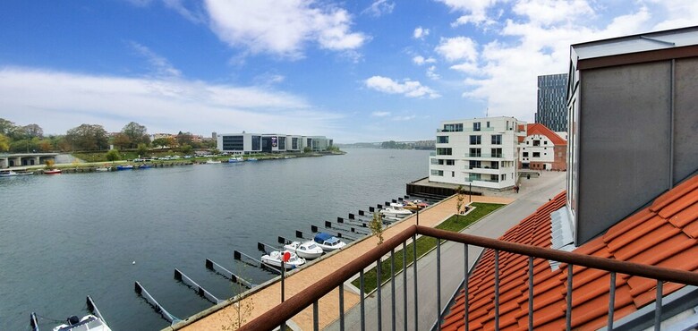 Aparthotel Harbour Penthouse