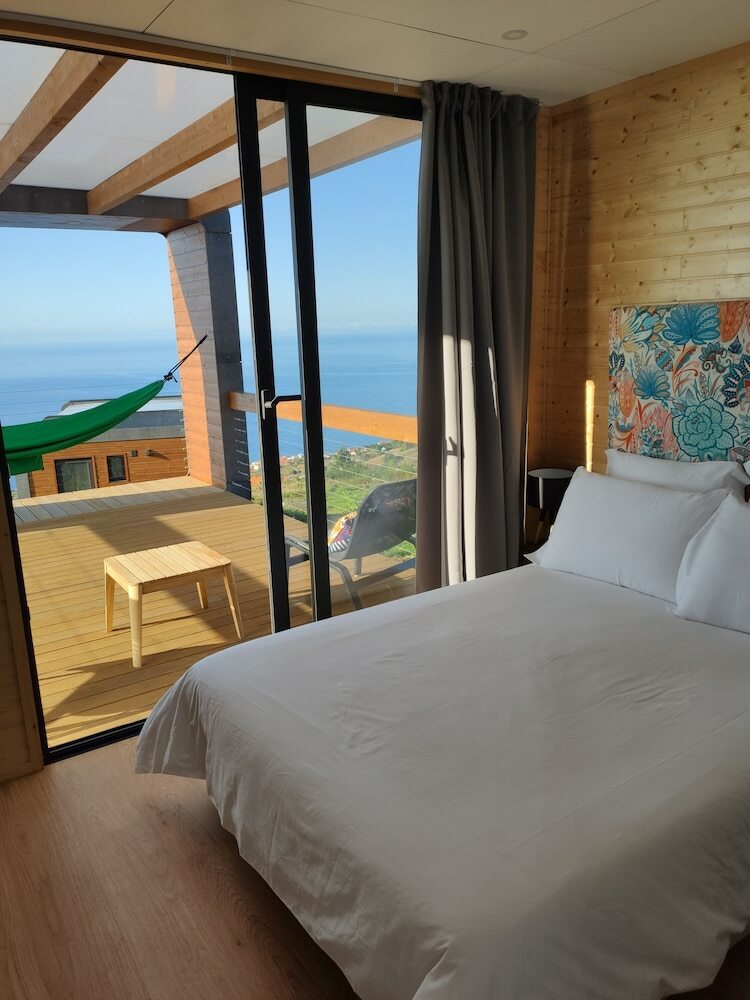 Calheta Glamping Pods