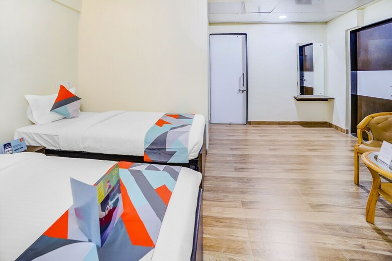 Hotel Fabexpress The Paradise