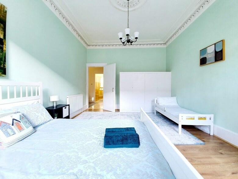 Spacious Apartment In Glasgow