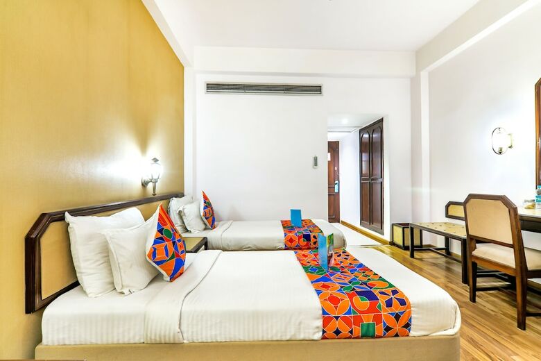 Fabhotel Prime Yuvraj Palace