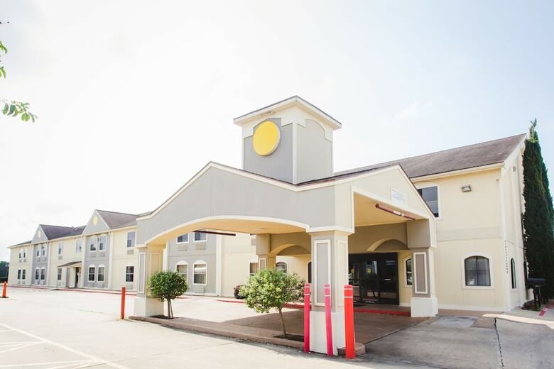 Hotel Days Inn By Wyndham Rosenberg