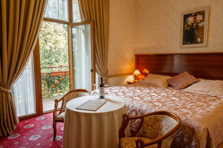Chopin Hotel
