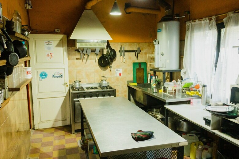 Hostal Amukan Guest House - Hostel
