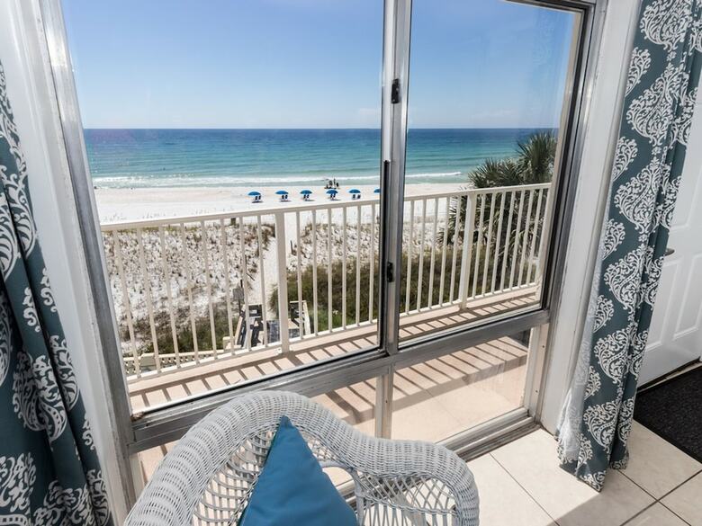 Aqua Villa 405
