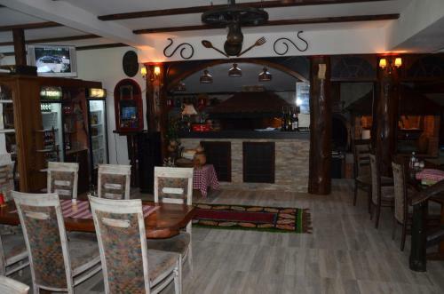 Rooms And Apartments Neron