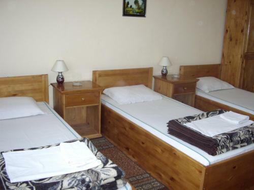 Hostal Family Hotel May