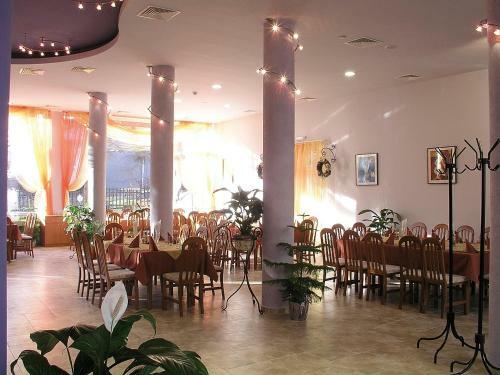 Druzhba Hotel