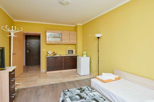 Evi Apartments 2