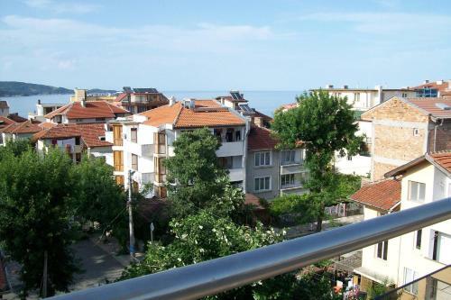 Hostal Guest House Donchevi