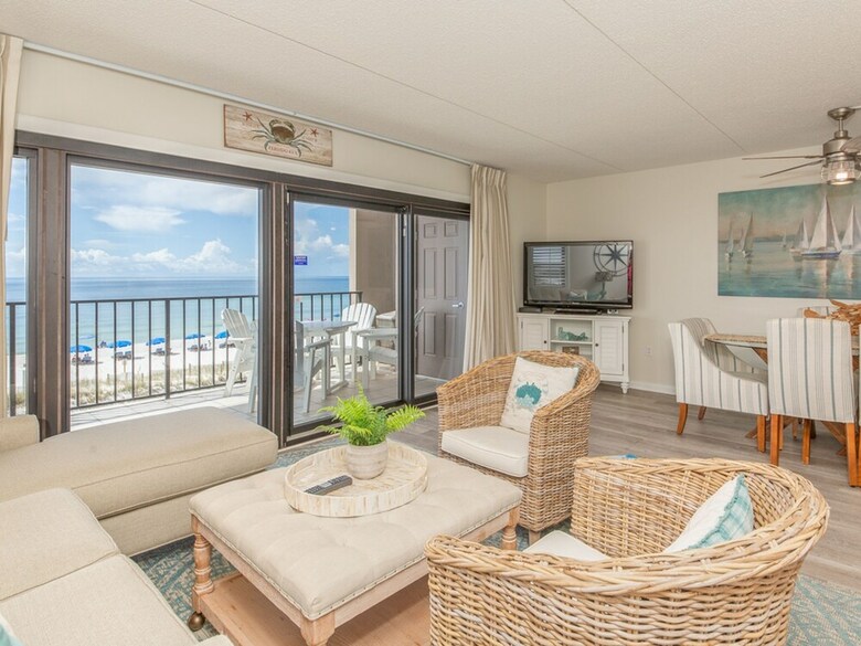 Ocean Breeze West 301