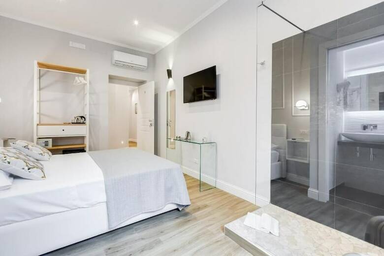 Hotel Opera Private Suites