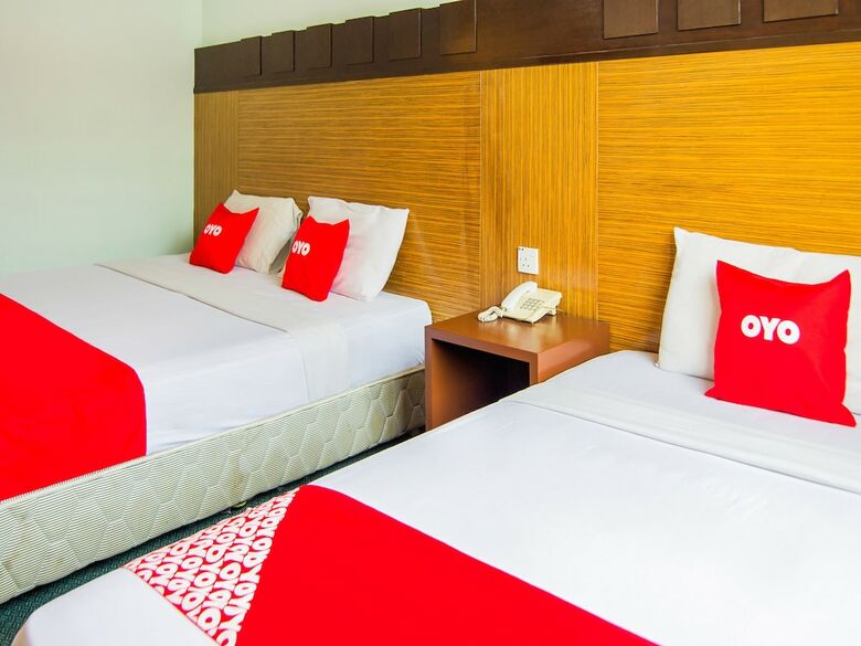 Oyo 89408 Royal Hotel