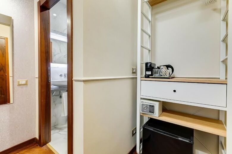 Hotel Trevi Private Suites