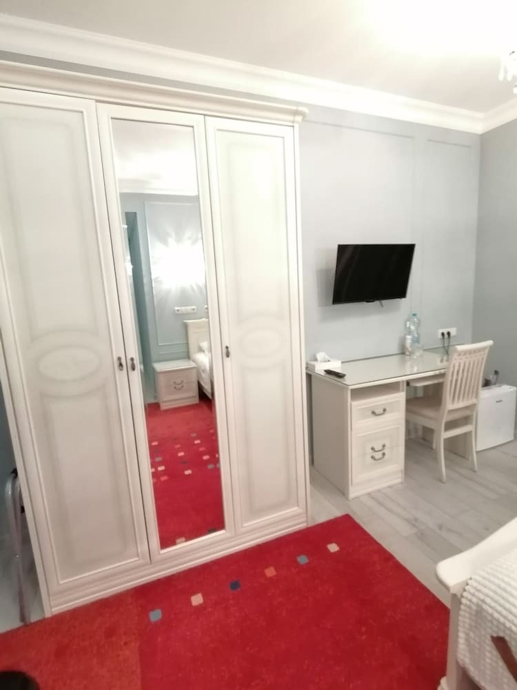 Hotel Persona Grata