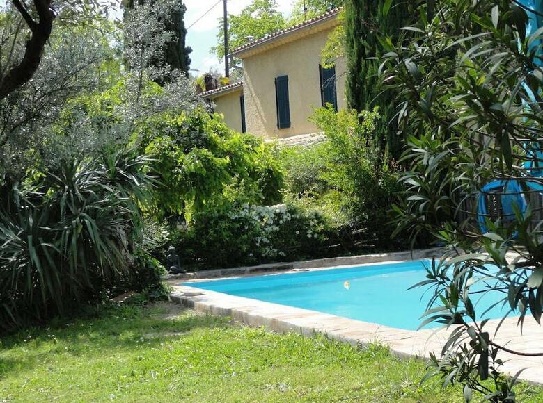 Hotel Les Montades Chambres D'h�tes