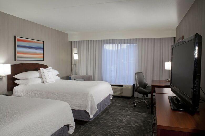 Hotel Courtyard By Marriott Bloomington