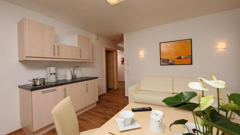 Hotel Die Dorfvilla - Alles Anders