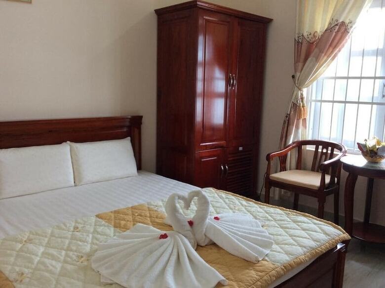 Hotel Trung Hau