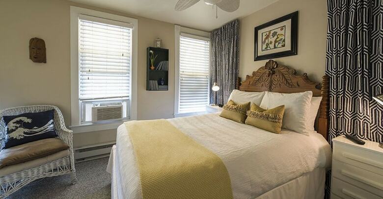 Bed & Breakfast Rehoboth Guest House