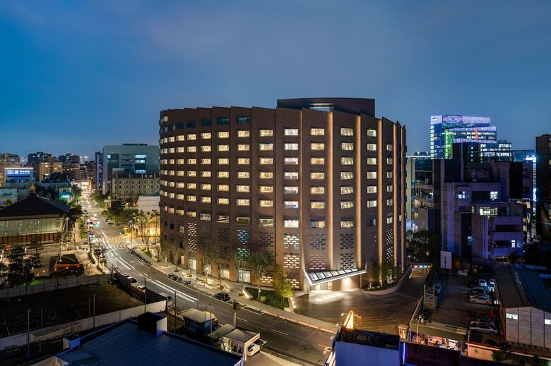 Hotel Indigo Taipei North (Opening On Jan 1 2020)