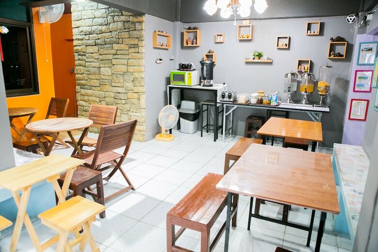 Hotel Bangkok Canale Home