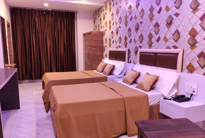 Hotel Sai Grand
