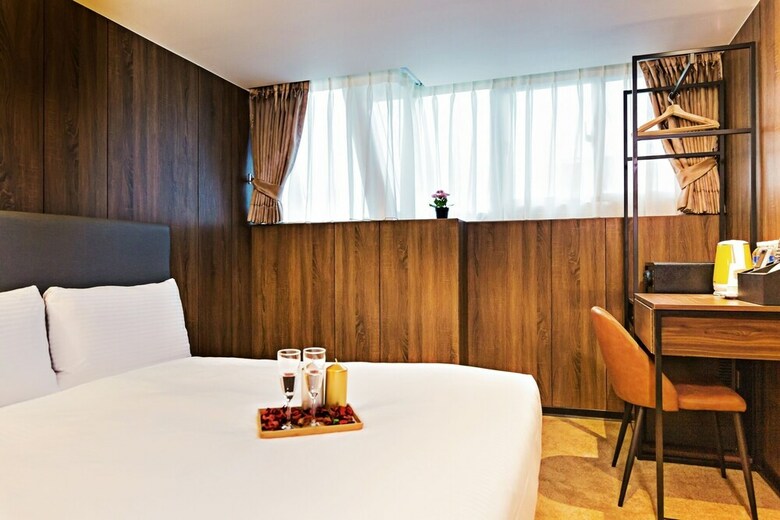 Taipei Heroes Square Hotel