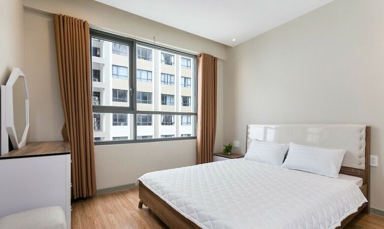 Deluxe Apartment With City Central View