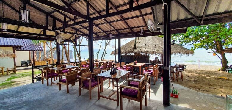 Hotel Harry's Sunset Klong Nin Beach