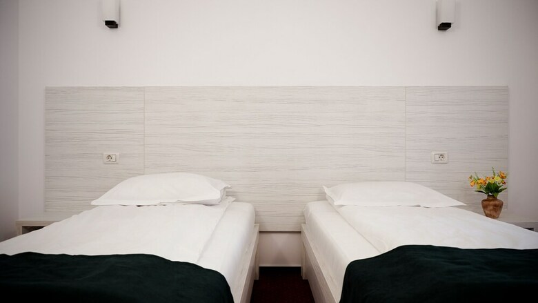 Hotel Cirus