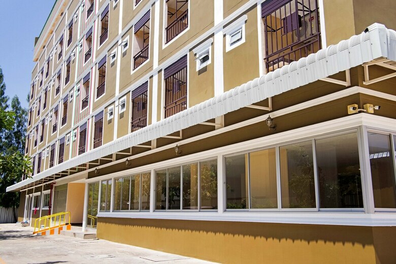 Oyo 396 Wises Hotel