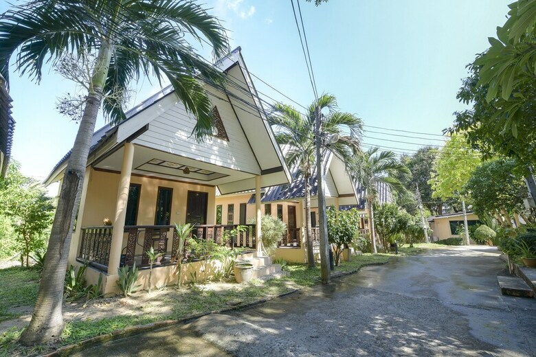 Hotel Oyo 407 Tom Pizza Resort