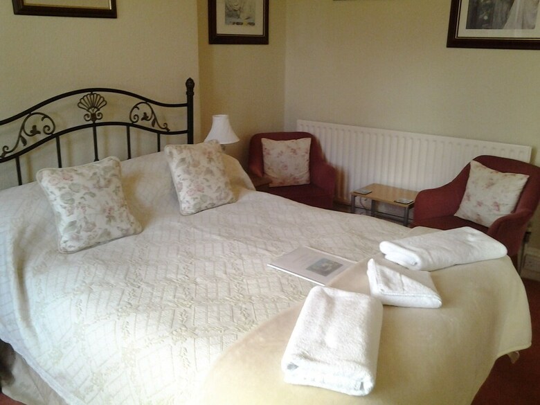 Bed & Breakfast Strathmore Guest House